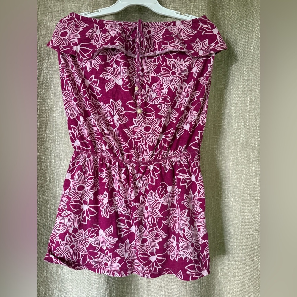 Aerie‎ Pink and White Floral Bodysuit with Ruffled Design